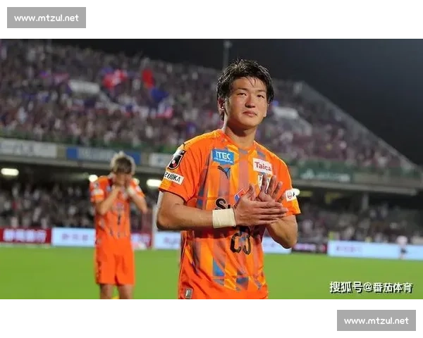 仙台迎战太阳神精彩对决 战术较量与球星表现全解析 仙台迎战太阳神精彩对决 战术较量与球星表现全解析